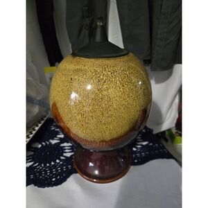 Vintage‎ Tiki Torch Pottery Lamp.